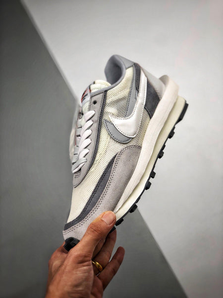 Nike LD Waffle Sacai White Grey