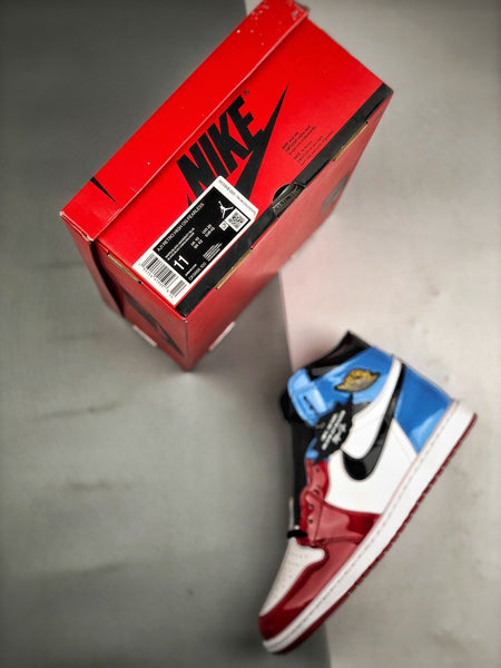 Air Jordan 1 Retro High Fearless UNC Chicago