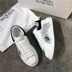 Alexander McQueen Oversized LeafO