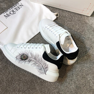 Alexander McQueen Oversized LeafO