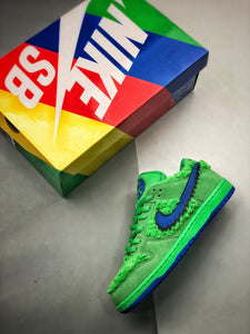 Nike SB Dunk Low Grateful Dead Bears Green